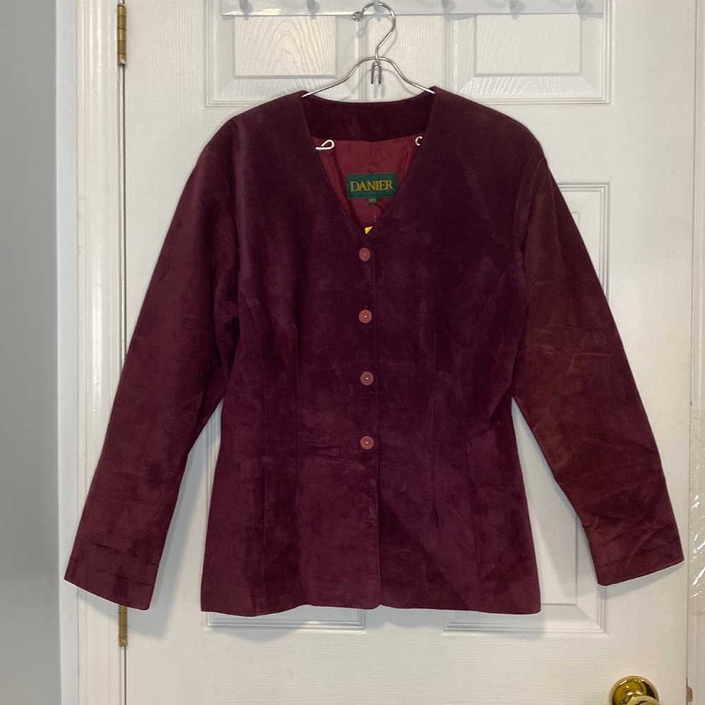 Rare Vintage 1970s DANIER Deep Purple Maroon Suede Button Up Jacket